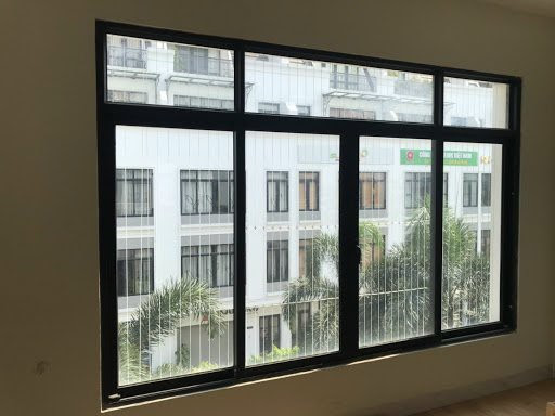 lưới an toàn cửa sổ trường học